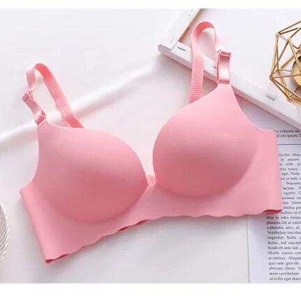 Comfortable Seamless Glow Bra