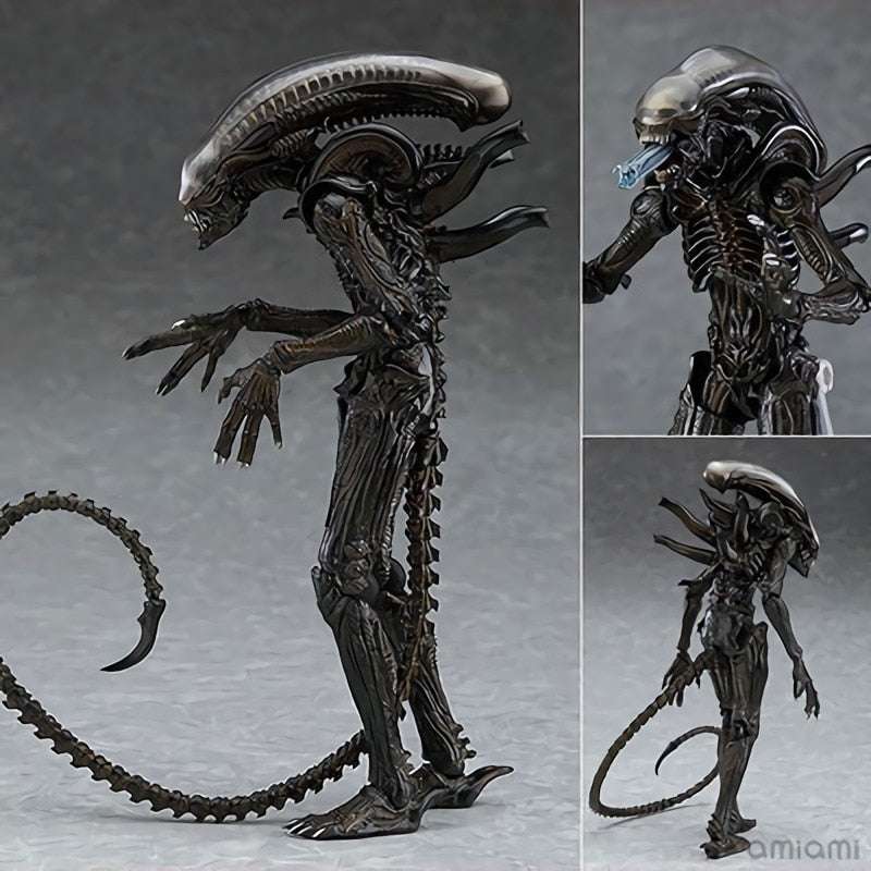 Cool Alien Action Figure 18cm Collectible Toy - Halri