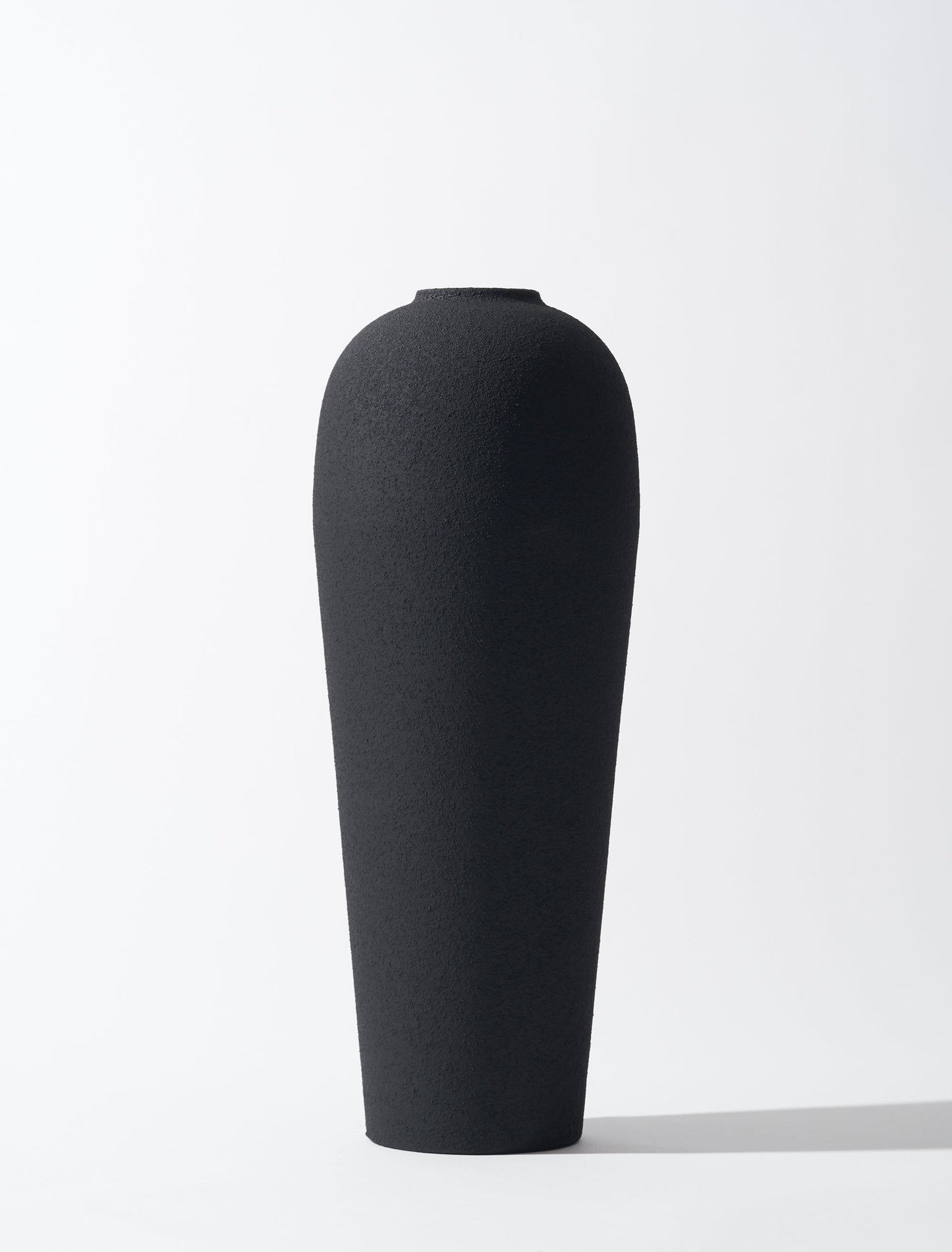 Modern Black Ceramic Vase - Halri