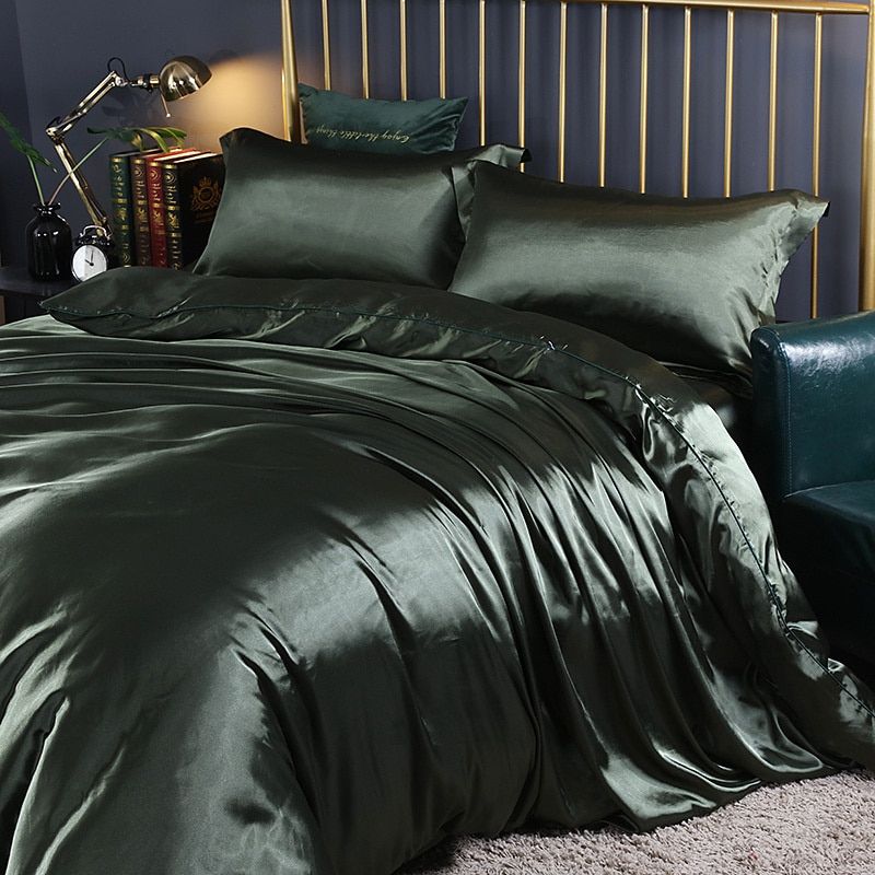 Soft Silk Bedding for Ultimate Sleeping Comfort