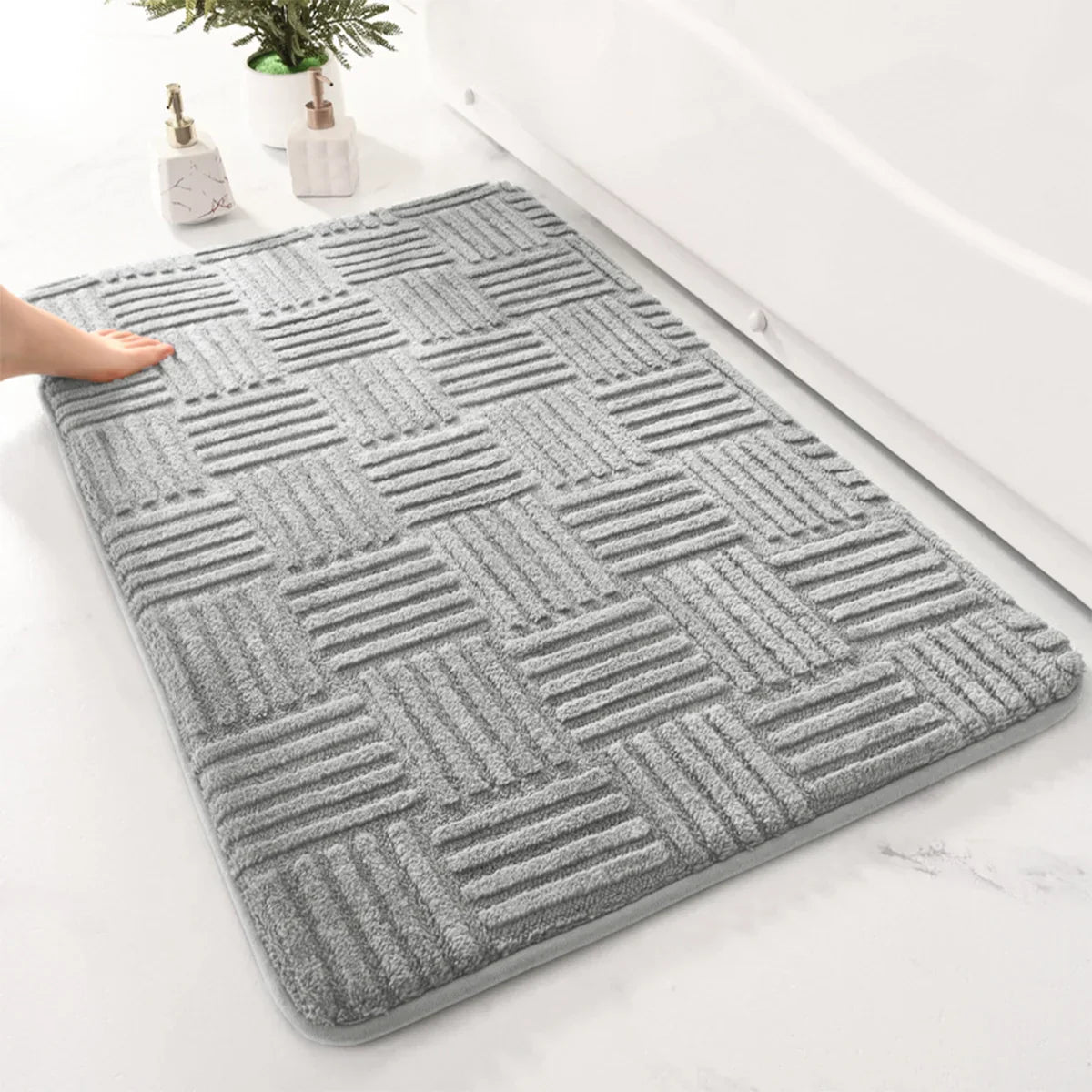 Plush Striped Anti-Slip Bathroom Mat