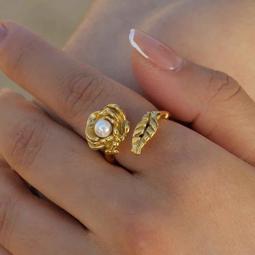 Elegant Pearl Floral Adjustable Ring - Halri