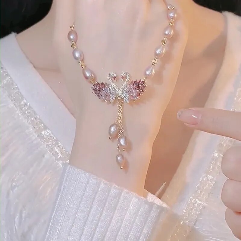 Romantic Swan Heart Pendant Necklace