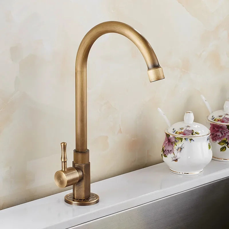 Classic Brass Swan Neck Kitchen Faucet - Halri