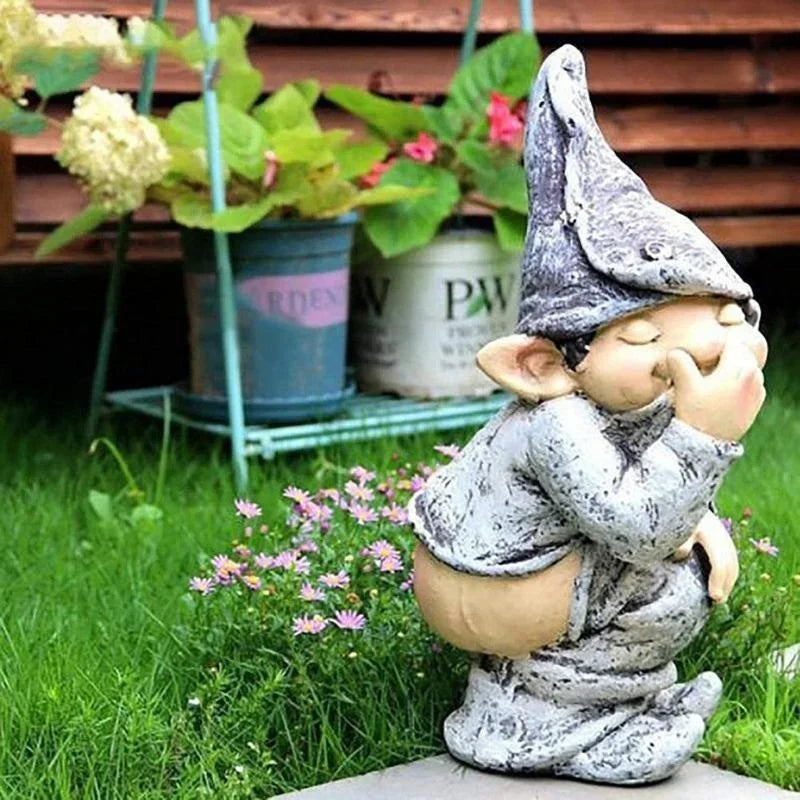 Humorous Garden Gnome Resin Statue Decoration - Halri
