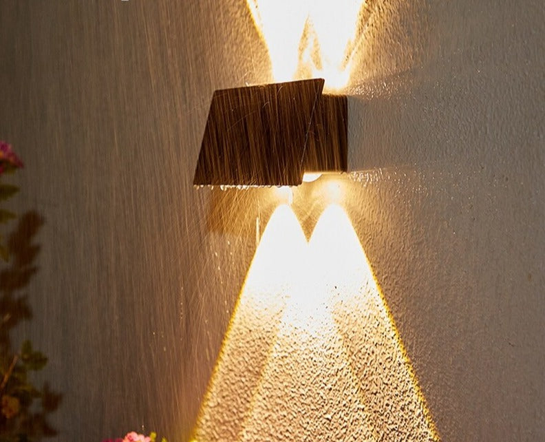 Modern Solar Powered Outdoor Wall Light - Halri