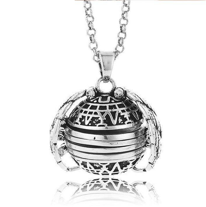 Delicate Foldable Wing Pendant Necklace