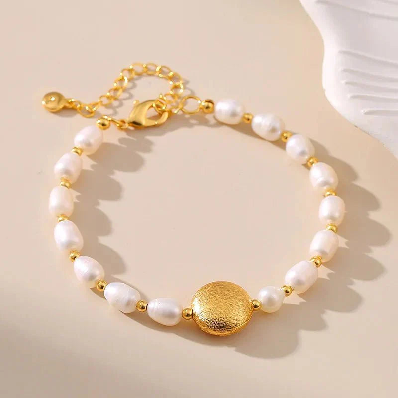Chic Gold Pearl Beaded Bracelet