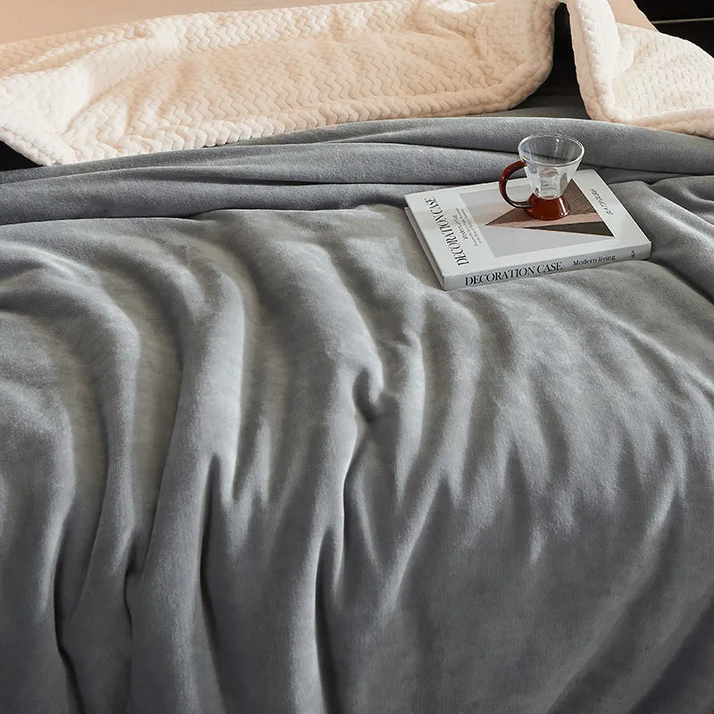 Soft Plush Fleece Throw Blanket