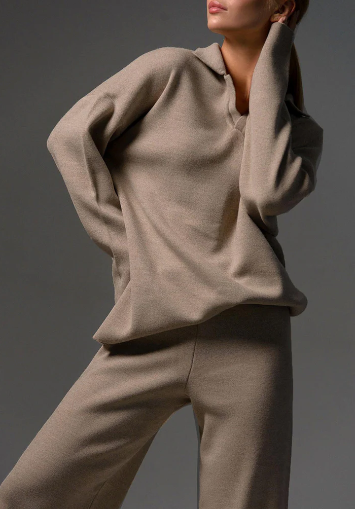 Stylish Women's Pants Set with Classic Style