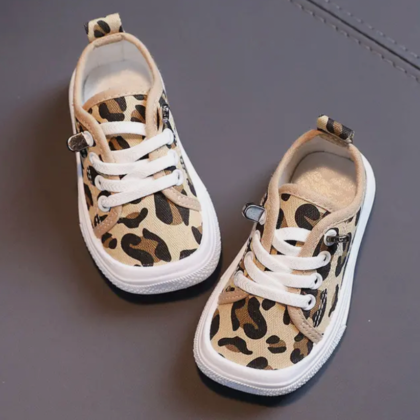Comfortable Barefoot Shoes for Kids - FlexiSteps