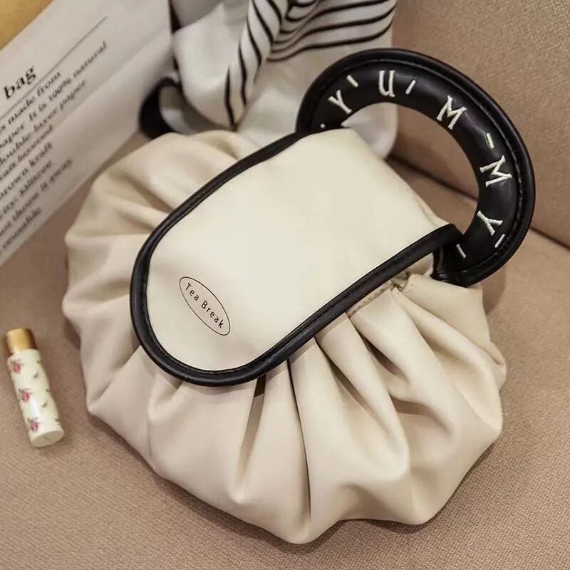 Stylish Travel Makeup Bag - Halri