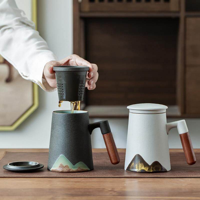 Mountain Design Ceramic Tea Cups With Strainer - Halri
