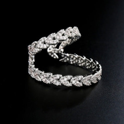 Luxurious Crystal Drop Clip Earrings - Halri
