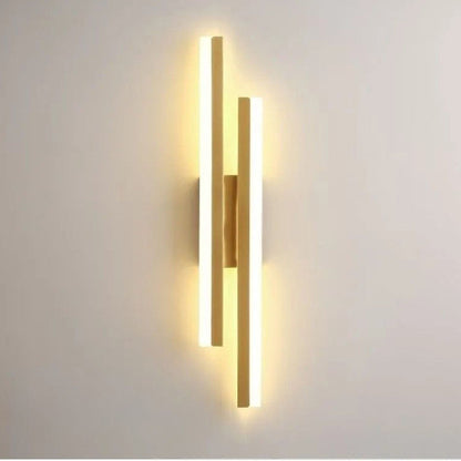 Thin LED Wall Lamp Sleek Contemporary Style