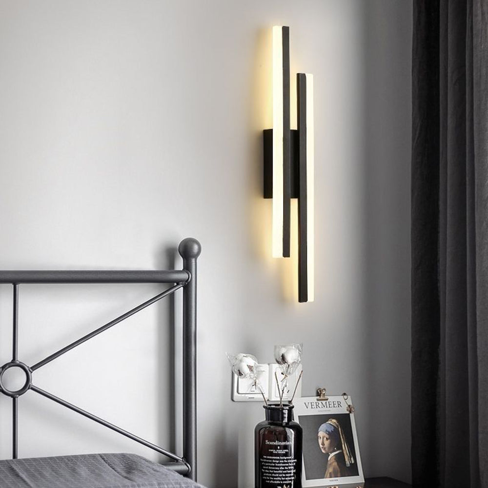 Thin LED Wall Lamp Sleek Contemporary Style