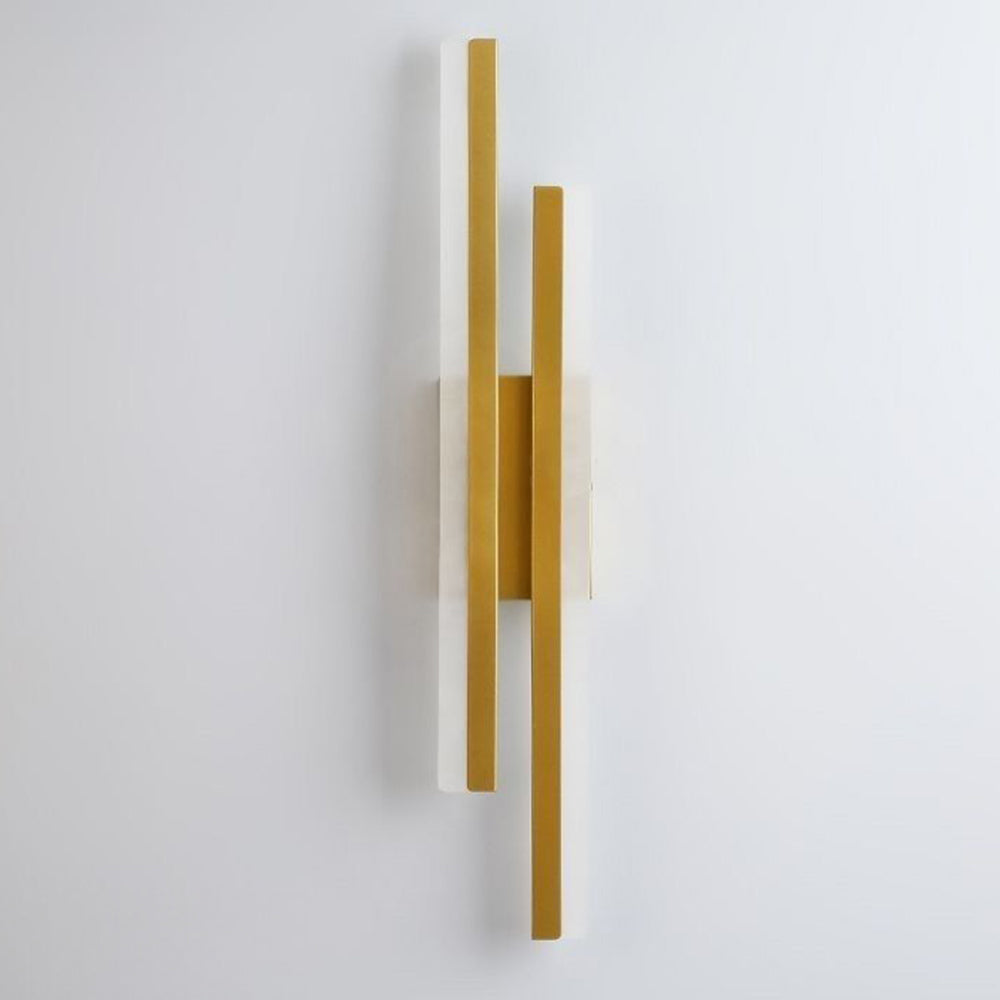 Thin LED Wall Lamp Sleek Contemporary Style