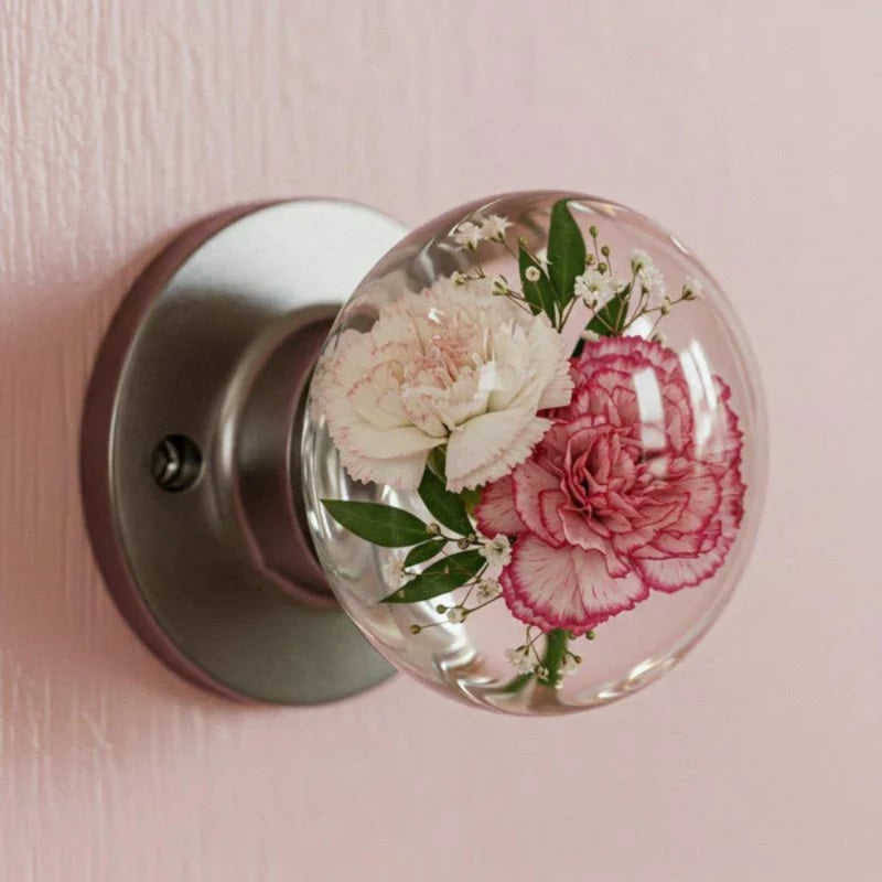 Stylish Door Knobs with Soft Glow