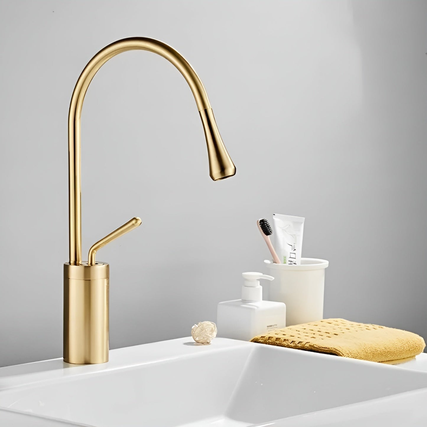 EasyTurn 360° Faucet with Smooth Leak-Free Operation