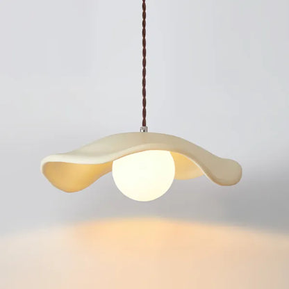 Elegant Nature Inspired Pendant Light