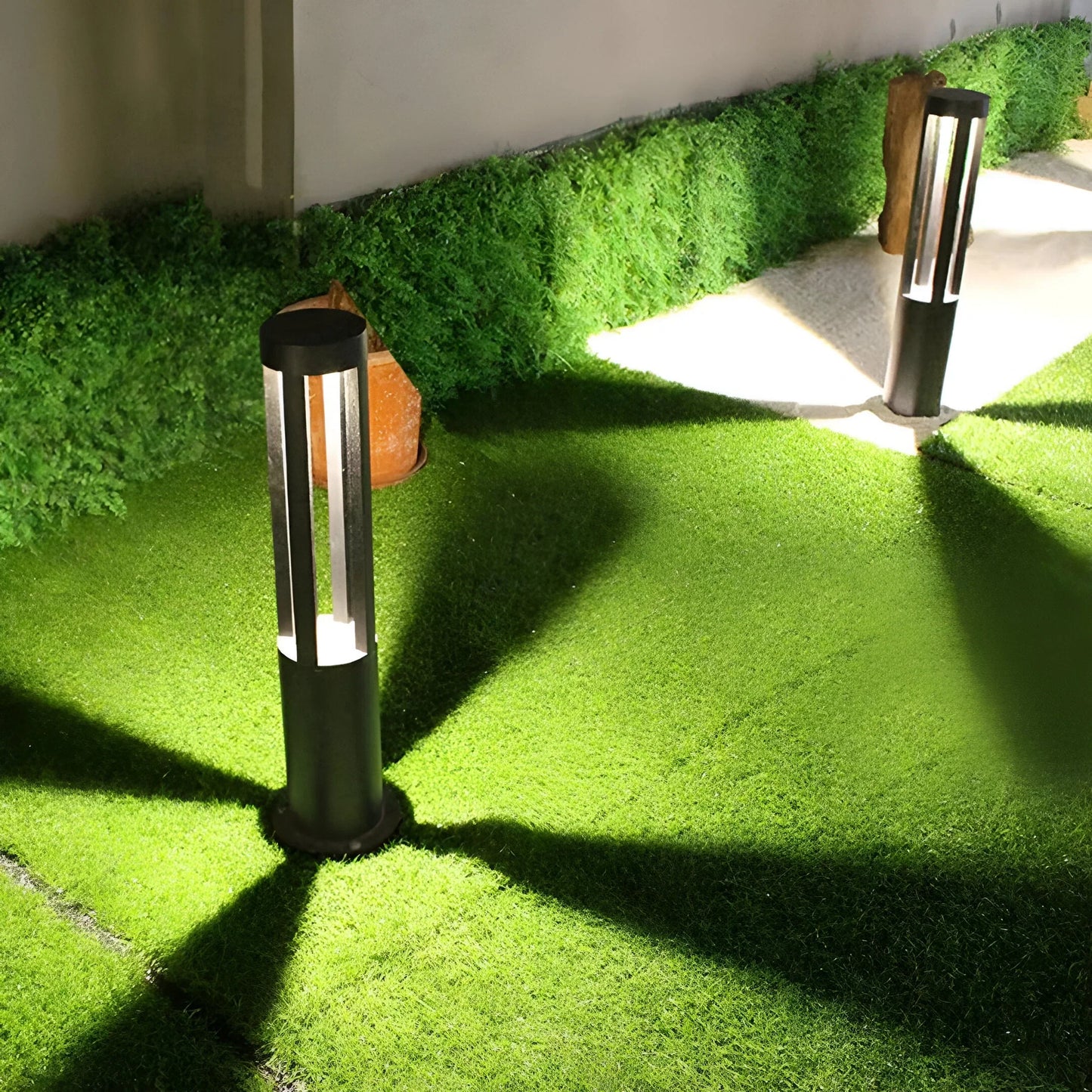 Rustic Solar Powered Garden Lamp