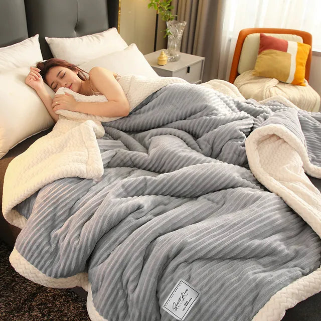 Soft Plush Fleece Throw Blanket
