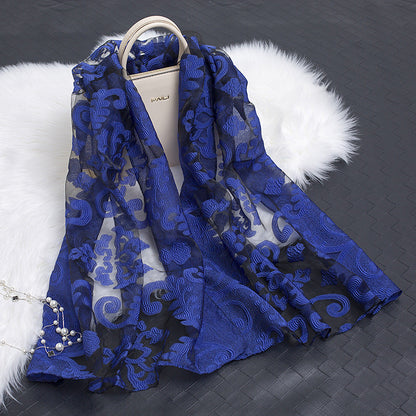 Elegant Lightweight Scarf with Floral Pattern