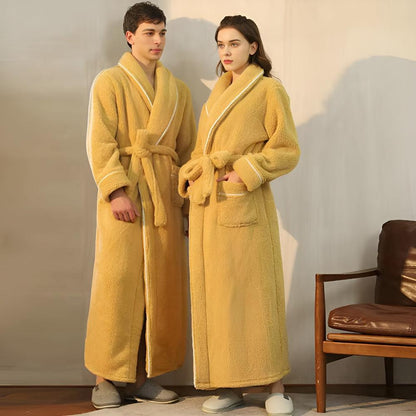 Soft Plush Robe for Cozy All Season Wear