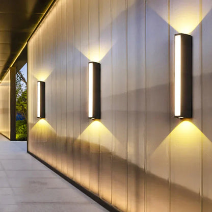 Outdoor LED Wall Lamp Warm White Aluminium Finish
