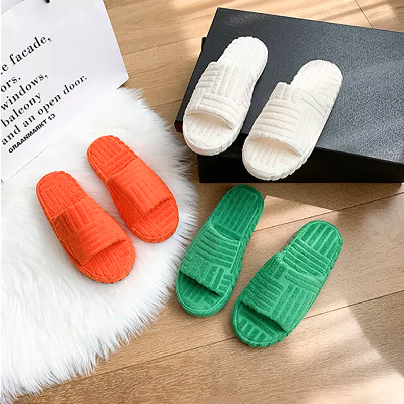 Cozy Plush Indoor Slippers - Halri