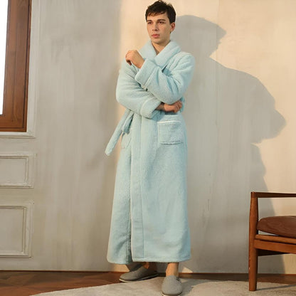 Soft Plush Robe for Cozy All Season Wear