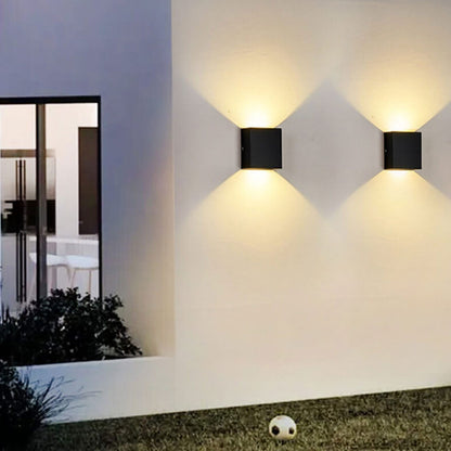 Smart Outdoor Motion Sensor LED Wall Light - Halri