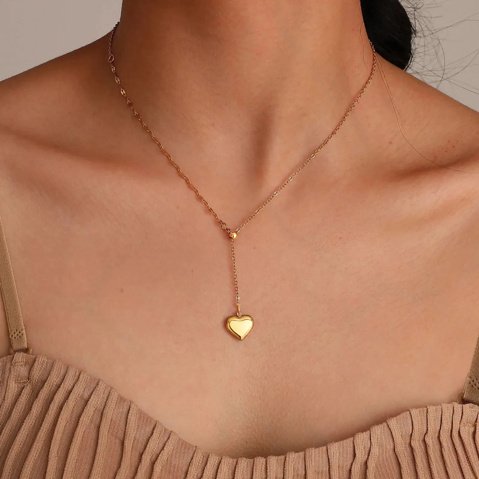 Delicate 14k Gold Heart Drop Necklace - Halri