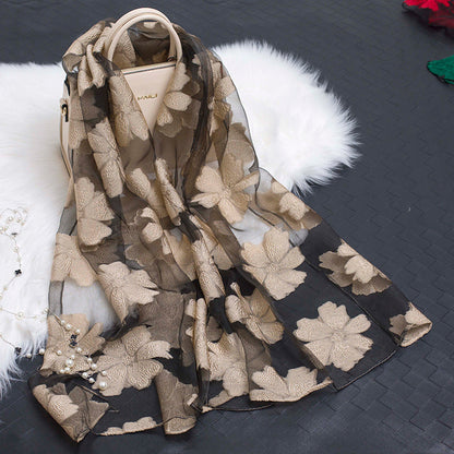 Elegant Lightweight Scarf with Floral Pattern