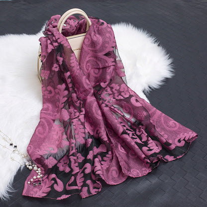 Elegant Lightweight Scarf with Floral Pattern