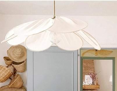 Beautiful Flower Drop Light Fixture