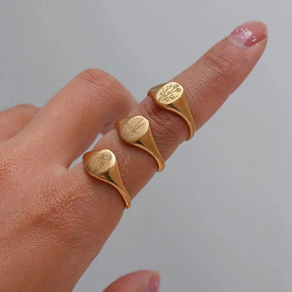 Delicate Gold Flower Signet Ring - Halri