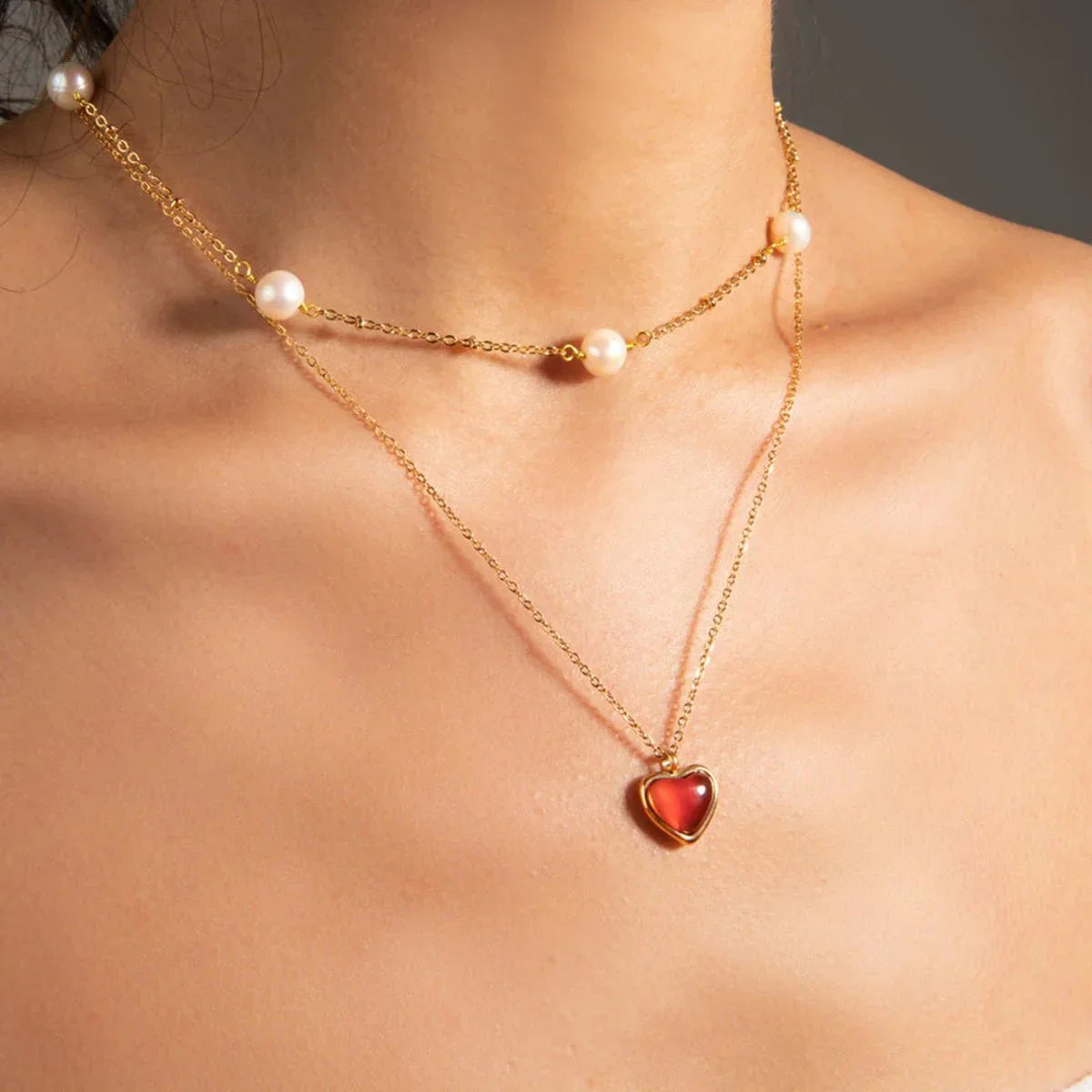 Halri | 18k Elegant Small Heart Pendant Necklace - Halri