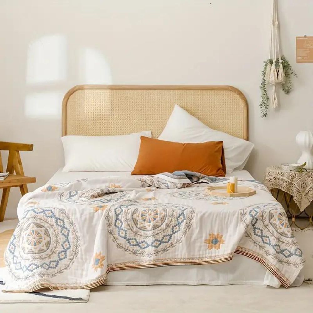 Cozy Boho Chic Throw Blanket with Colorful Pattern - Halri