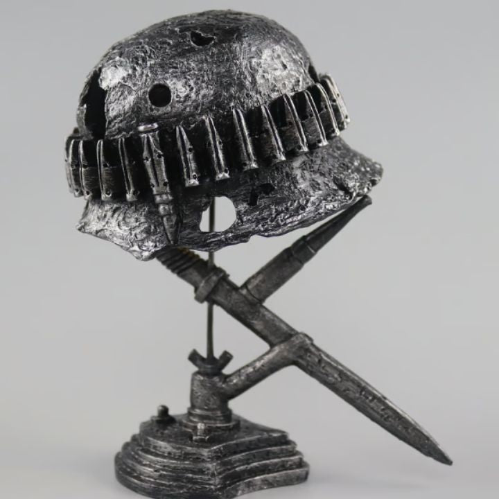 Retro Metal Helmet Desk Lamp – Classic Vintage Home Lighting - Halri
