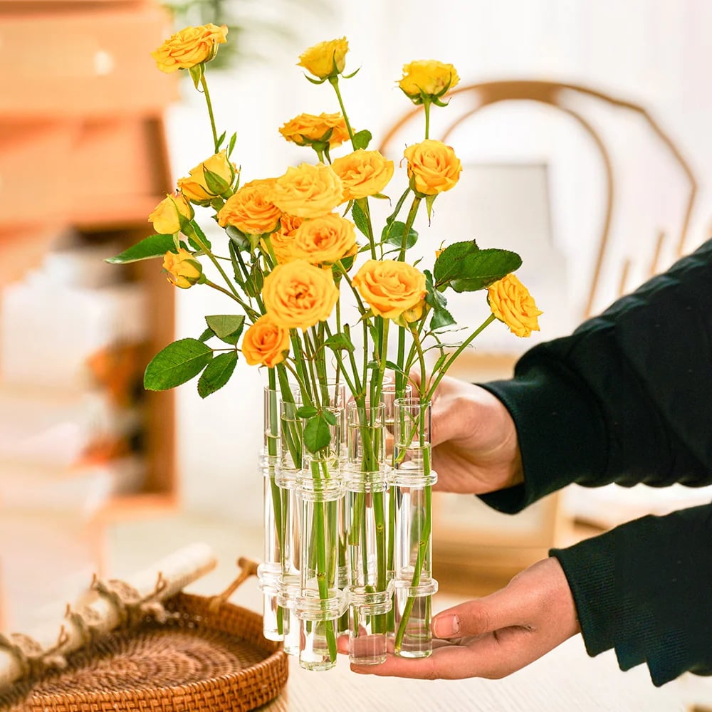 Elegant Flexible Flower Vase - Halri
