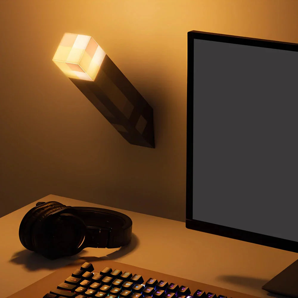 Classic Gaming Flashlight Lamp - Halri