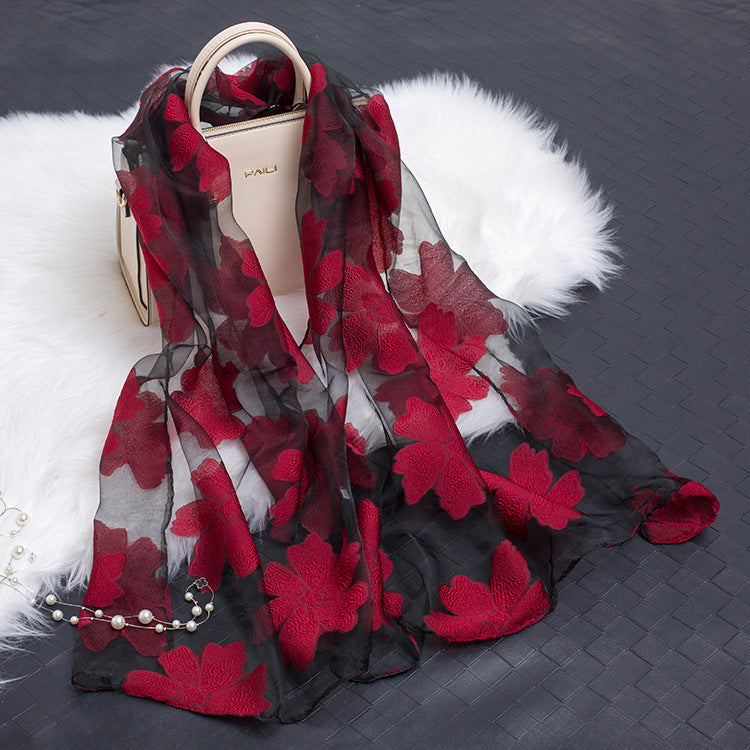 Elegant Lightweight Scarf with Floral Pattern