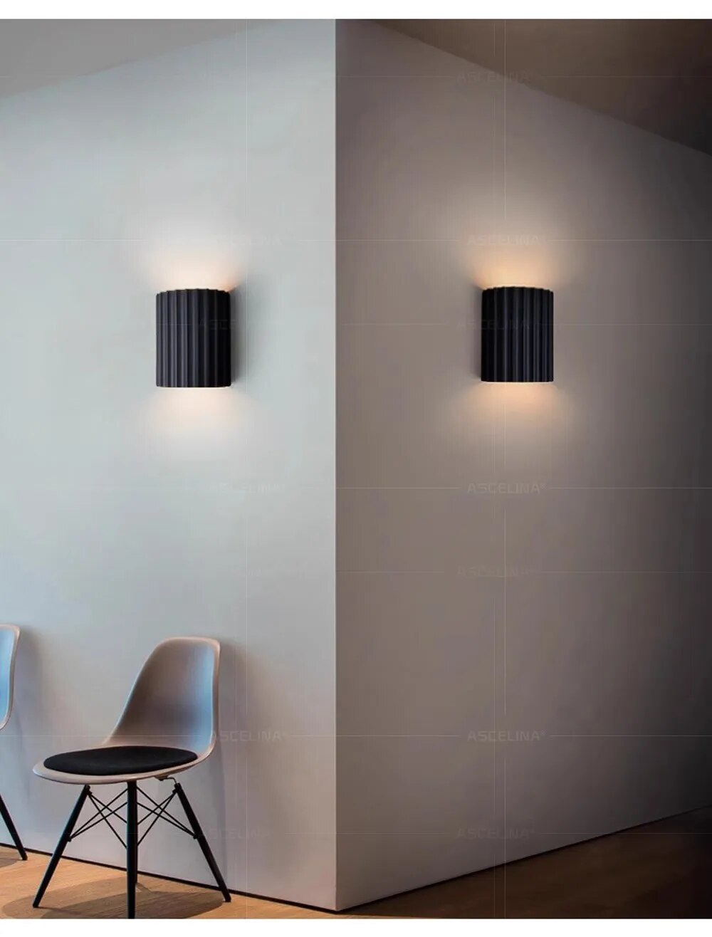 Contemporary Glossy Wall Lamp