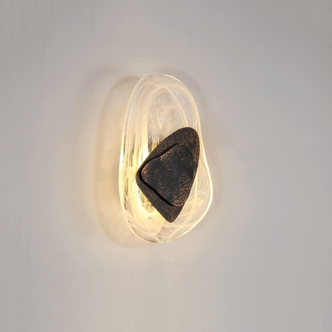 Halri | Contemporary LED Wall Light | Elegant Home Lighting - Halri