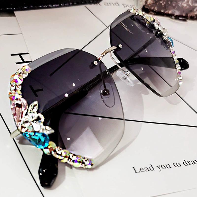 Classic Elegant Crystal Frameless Sunglasses