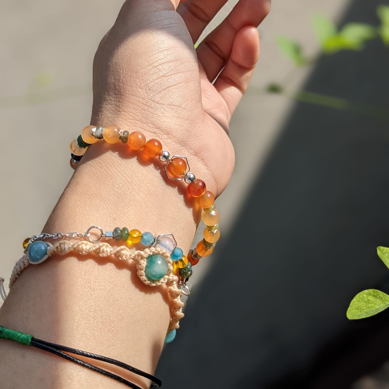 Natural Stone Bracelet with Lucky Clover Pendant - Halri