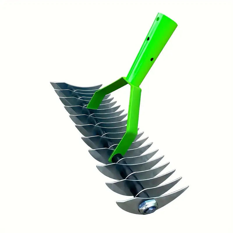 Effective Lawn Rake for Dead Grass Removal