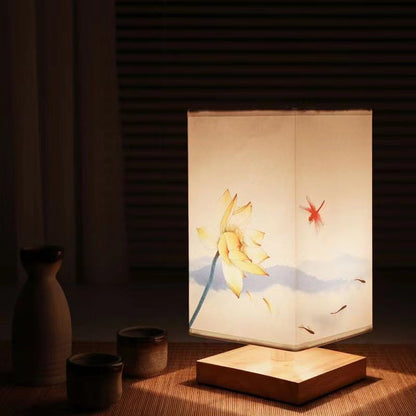 Traditional Wooden Accent Table Lamp