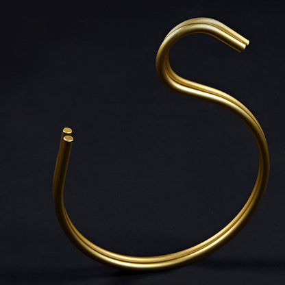 Stylish Metal Coat Hook with Storage - Halri